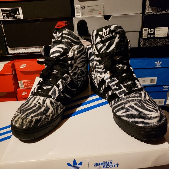 Adidas Jeremy Scott Zebra main image 4